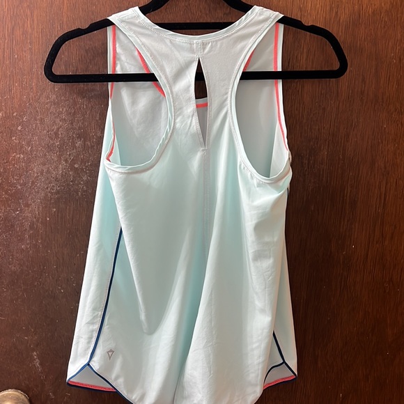 Ivivva tank in mint green. Size 14 - Picture 8 of 8